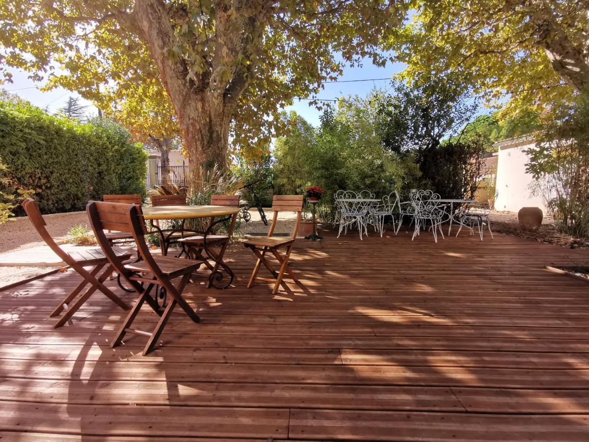 Maison D' Alys Entre Luberon Et Alpilles Cabannes Exterior photo